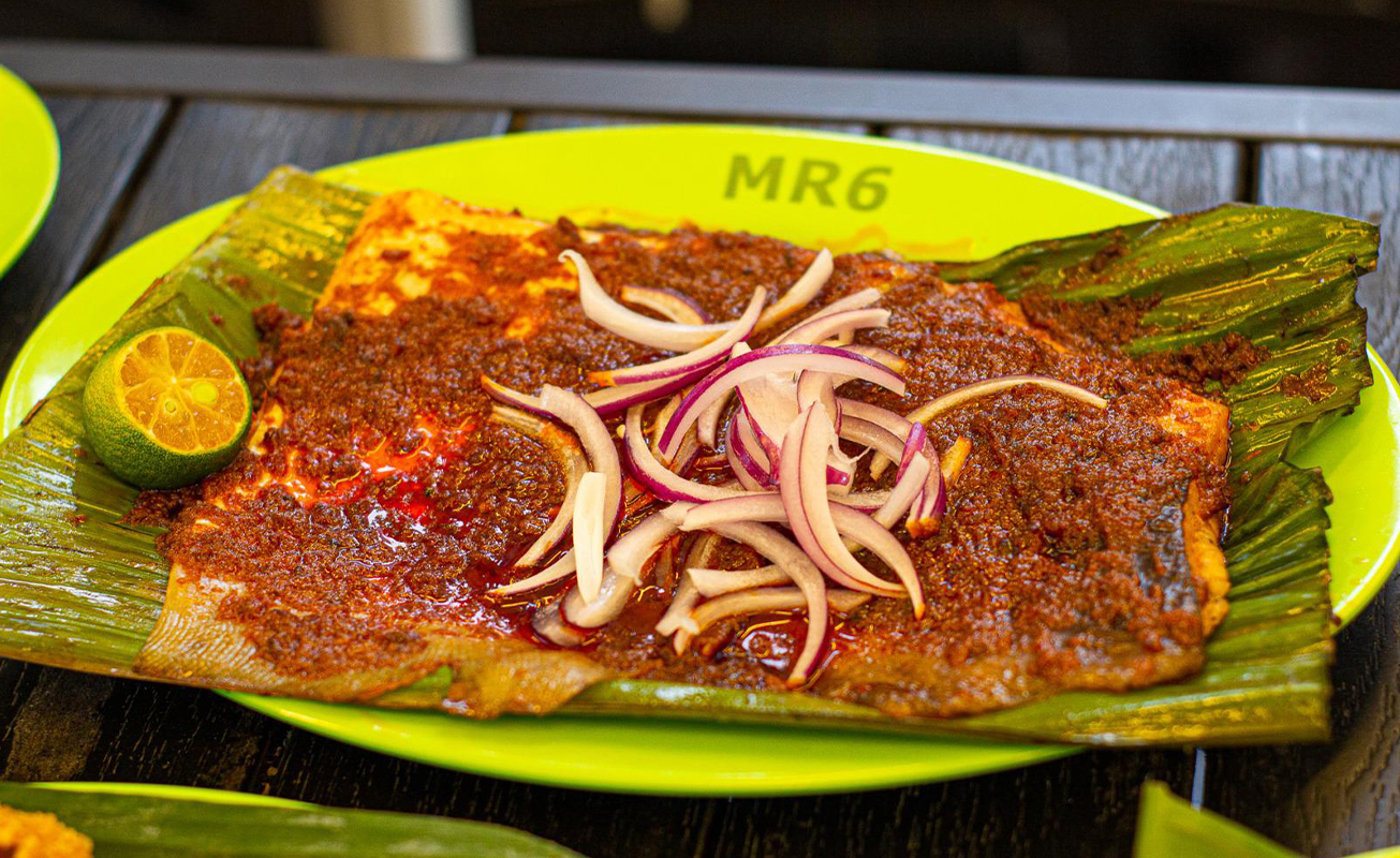 Hong Kong Street BBQ Live Seafood - Sambal Stingray